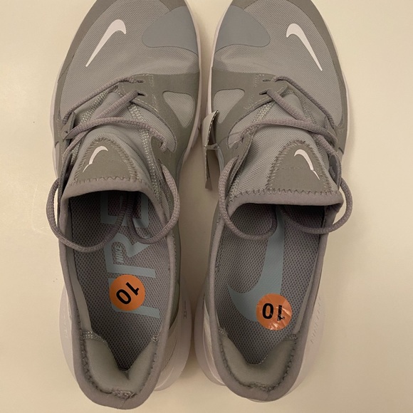 Nike Free RN 5.0 Mens size 10 Wolf Grey and White - Picture 5 of 7